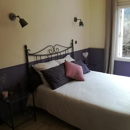 Gites Les Tilleuls Couette-café